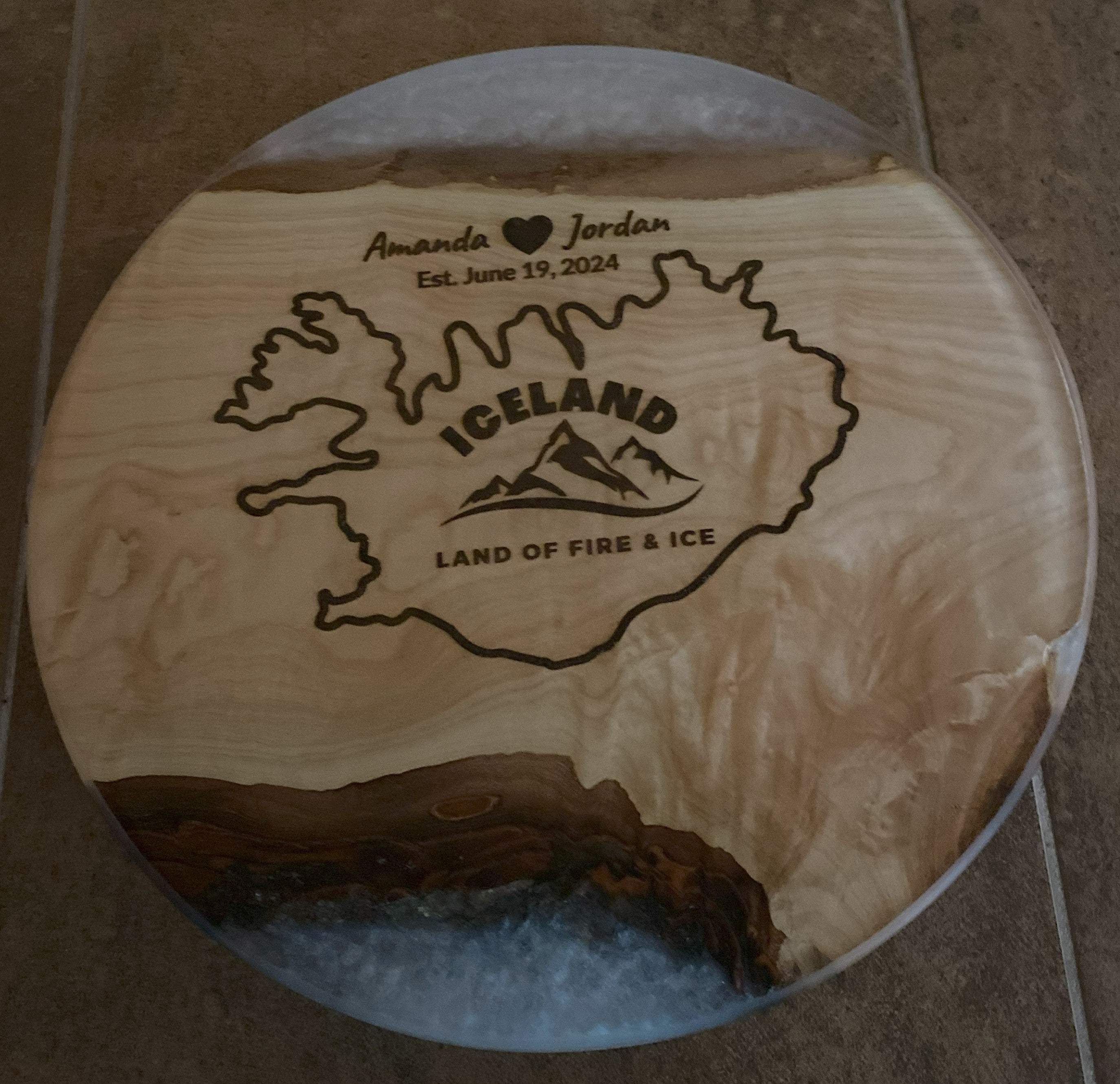 12" or 18" Custom Wedding Wood & Epoxy Lazy Susan with Epoxy River, Rotating Charcuterie Board, Table Centerpiece for Kitchen or Dining Room, Wedding Gift