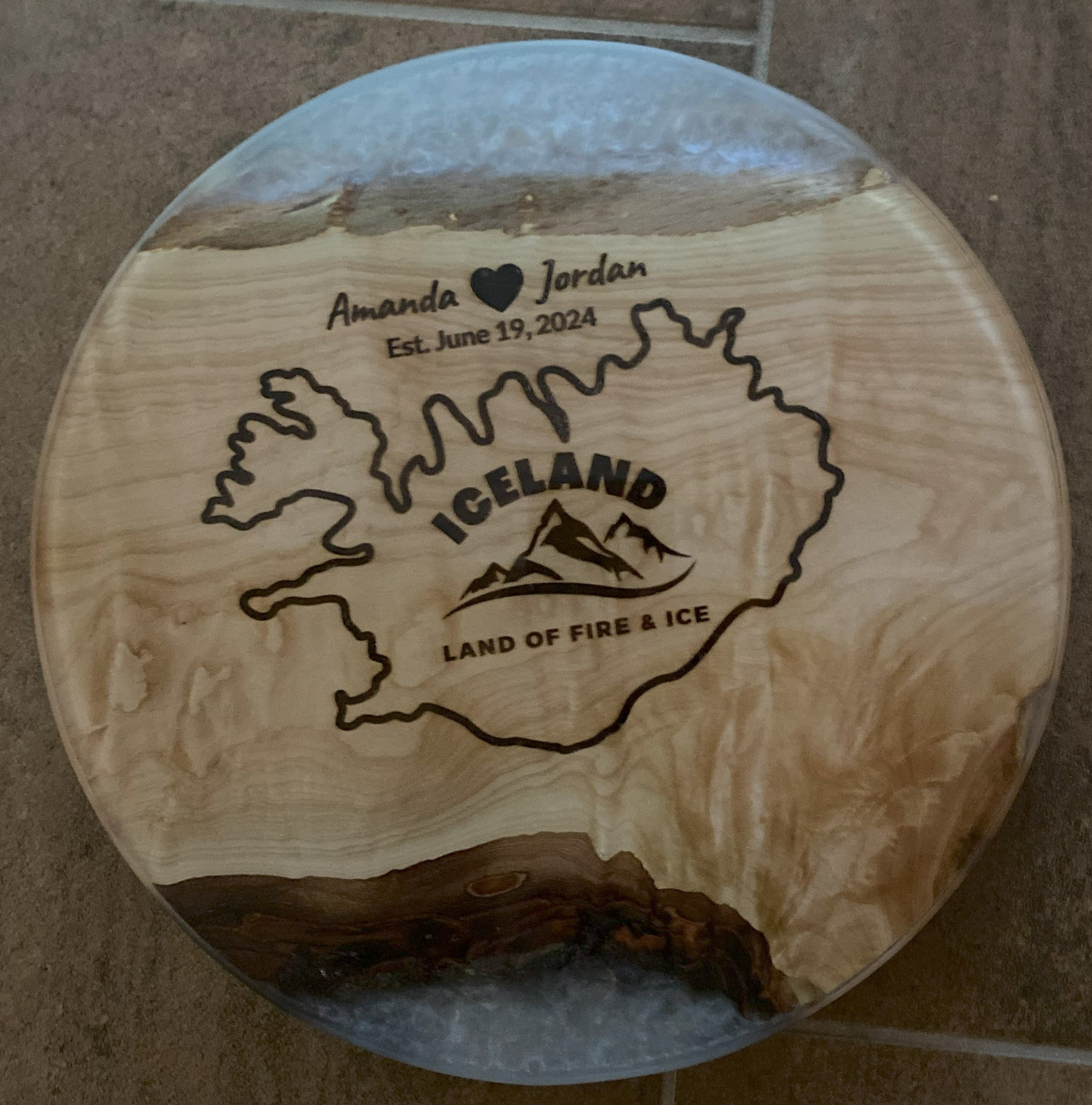 12" or 18" Custom Wedding Wood & Epoxy Lazy Susan with Epoxy River, Rotating Charcuterie Board, Table Centerpiece for Kitchen or Dining Room, Wedding Gift