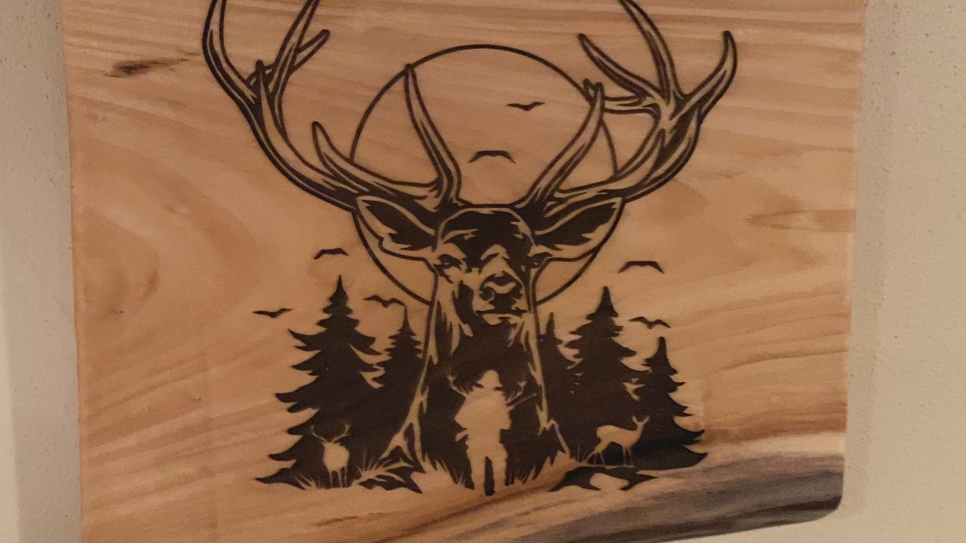 Live Edge Deer Hunting Scene | Engraved Big Buck | Deer Wall Art